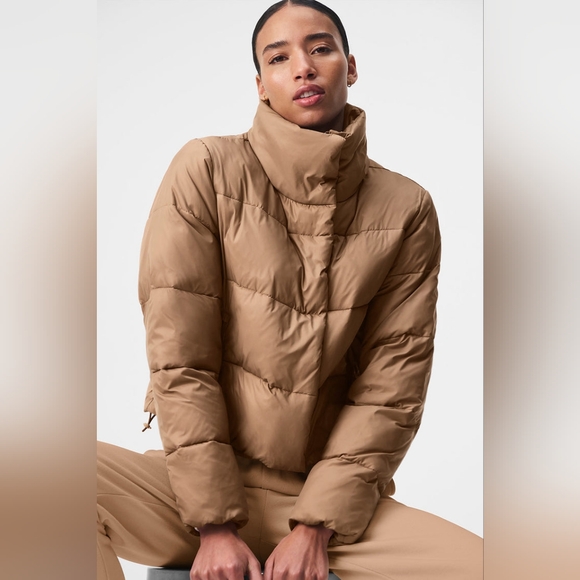 Alo Yoga Gold Rush Puffer Jacket